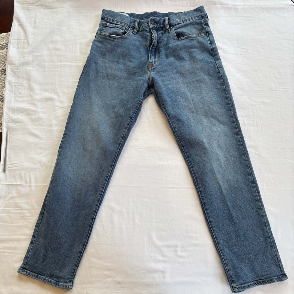 Gap Men’s Straight Fit Jeans Medium Wash - Size 32x30